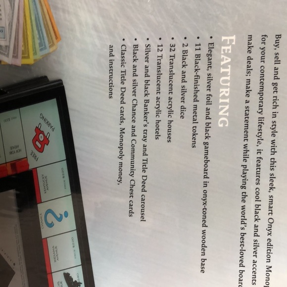 ONYX. EDITION. MONOPOLY. Barnes and Noble’s .. 2006 .. Hasbro PARKER BROTHERS. - Picture 4 of 7